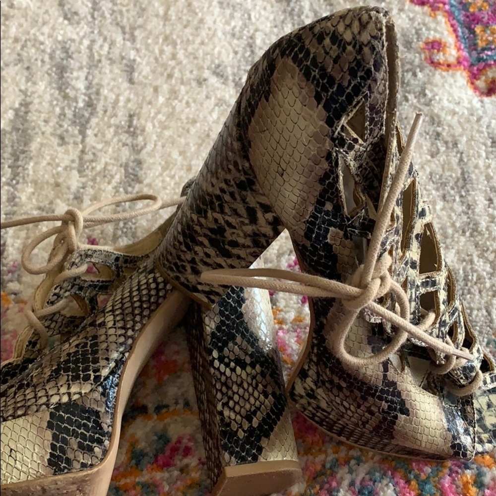Snakeskin platforms